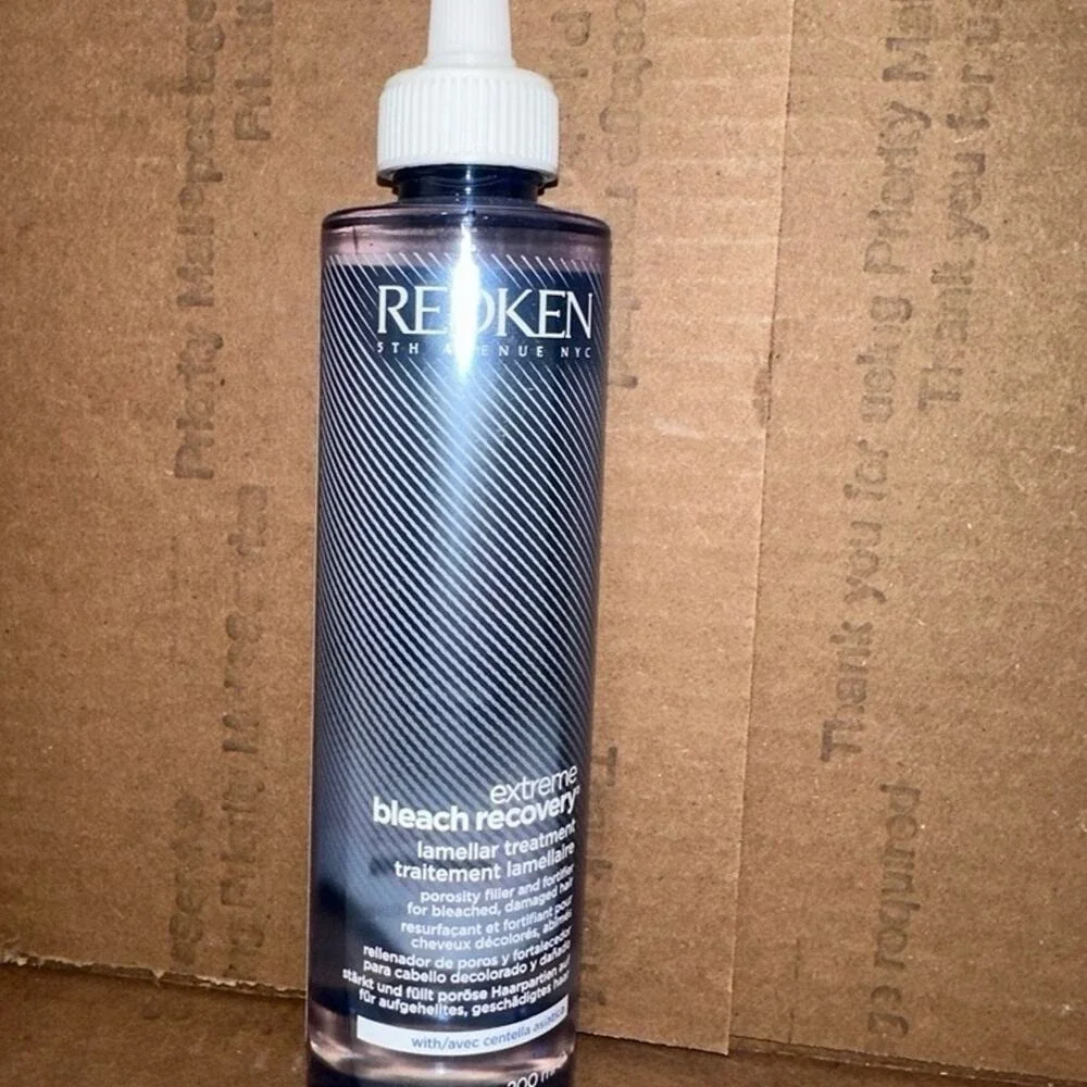 Redken Extreme Bleach Recovery Lamellar Treatment Repairing Cica hair care